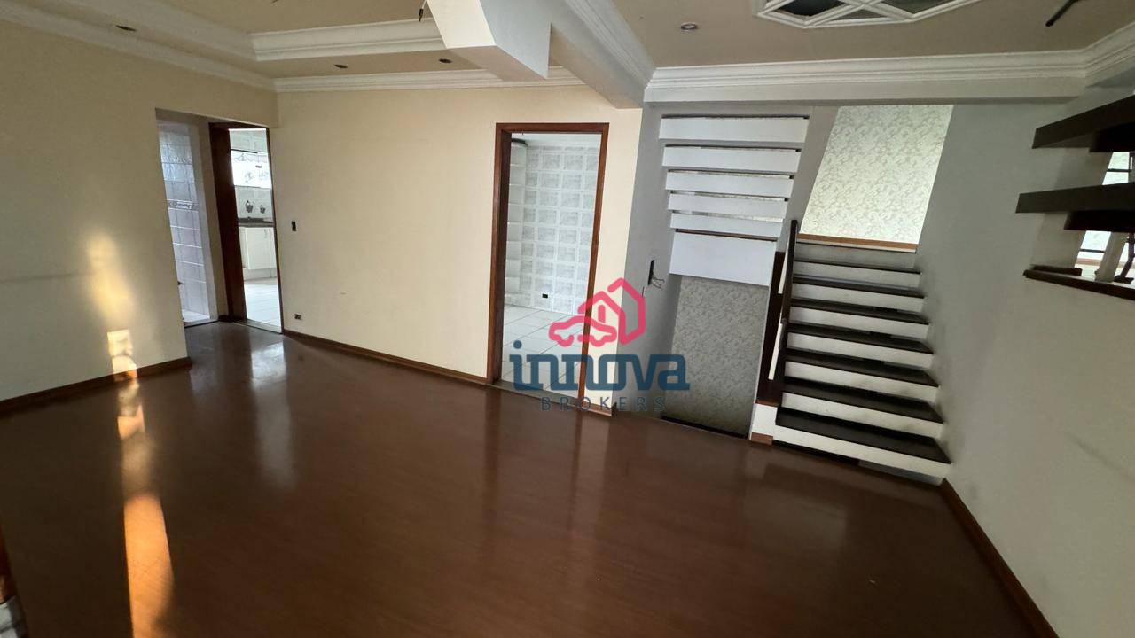 Sobrado para alugar com 4 quartos, 230m² - Foto 35