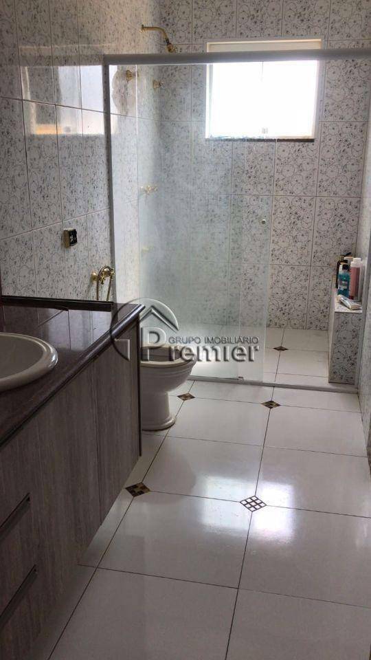 Casa à venda com 3 quartos, 300m² - Foto 16