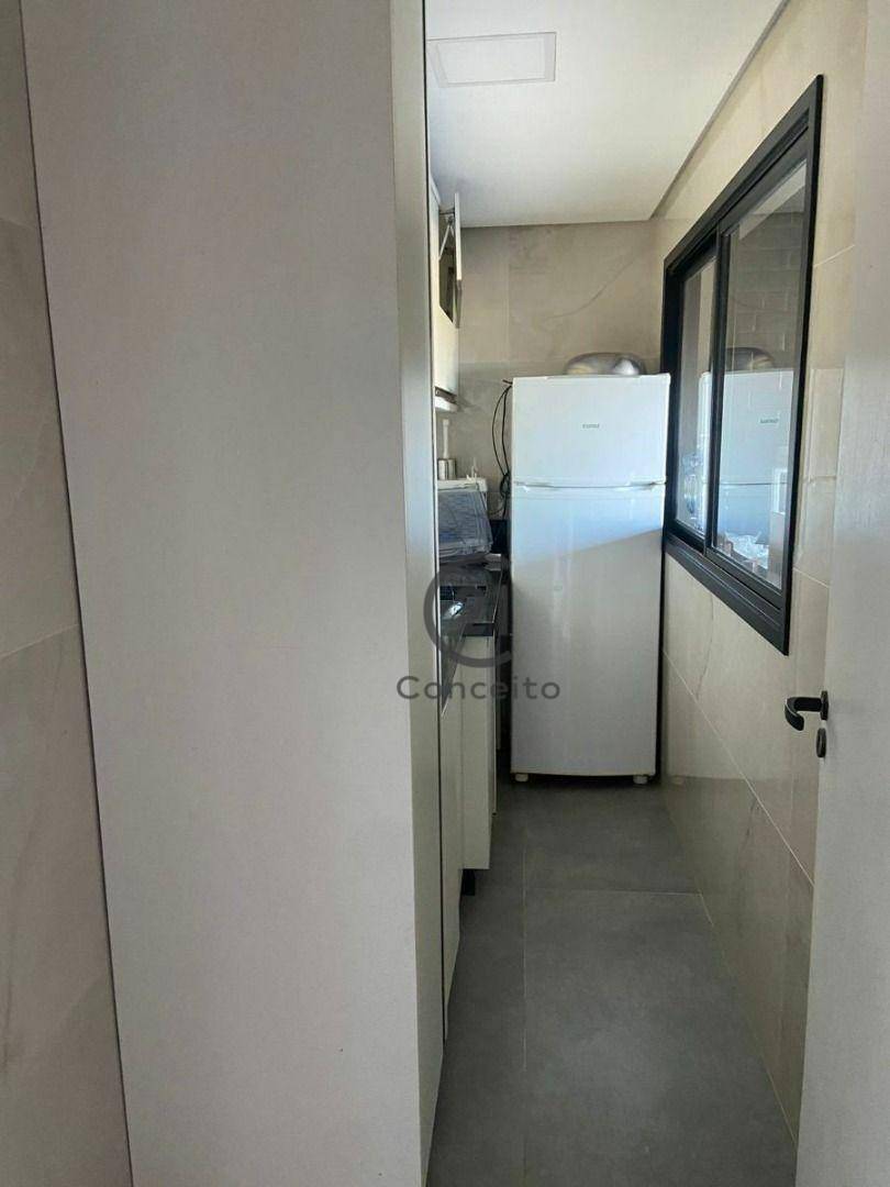 Casa para alugar com 5 quartos, 273m² - Foto 9