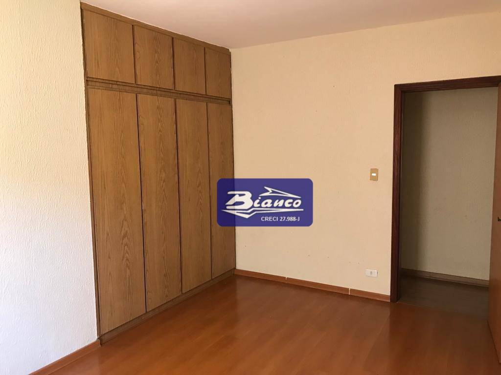 Casa à venda e aluguel com 2 quartos, 196m² - Foto 11