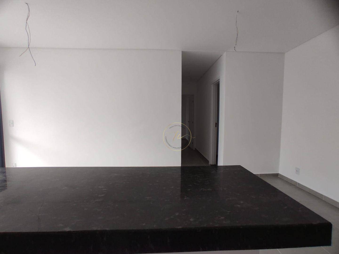 Apartamento à venda com 2 quartos, 70m² - Foto 21