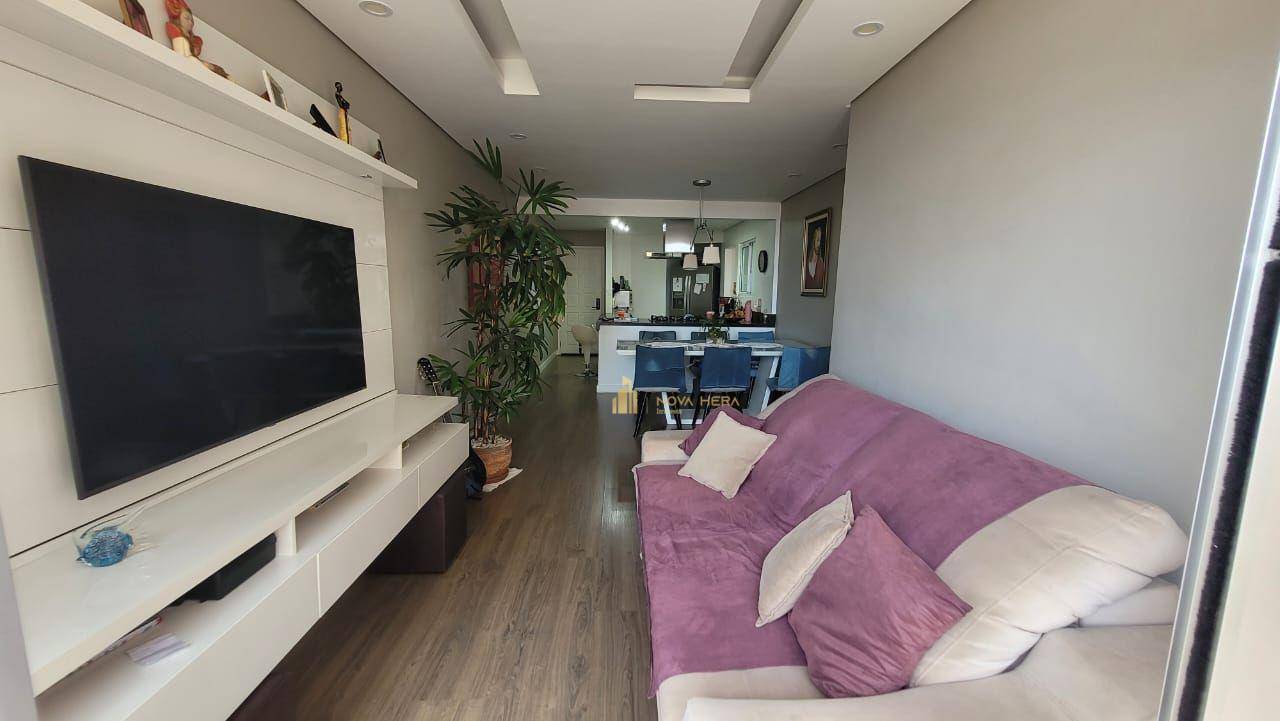 Apartamento à venda com 3 quartos, 96m² - Foto 4