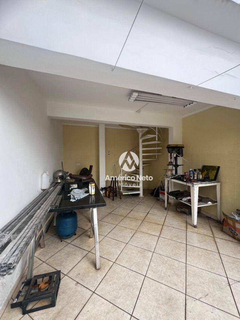 Casa à venda e aluguel com 2 quartos, 240m² - Foto 4