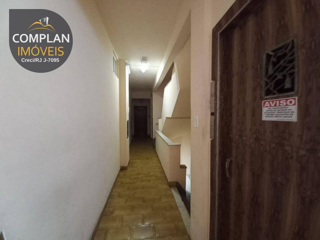 Apartamento à venda com 1 quarto, 40m² - Foto 14