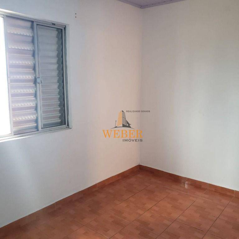 Casa à venda com 3 quartos, 200m² - Foto 9