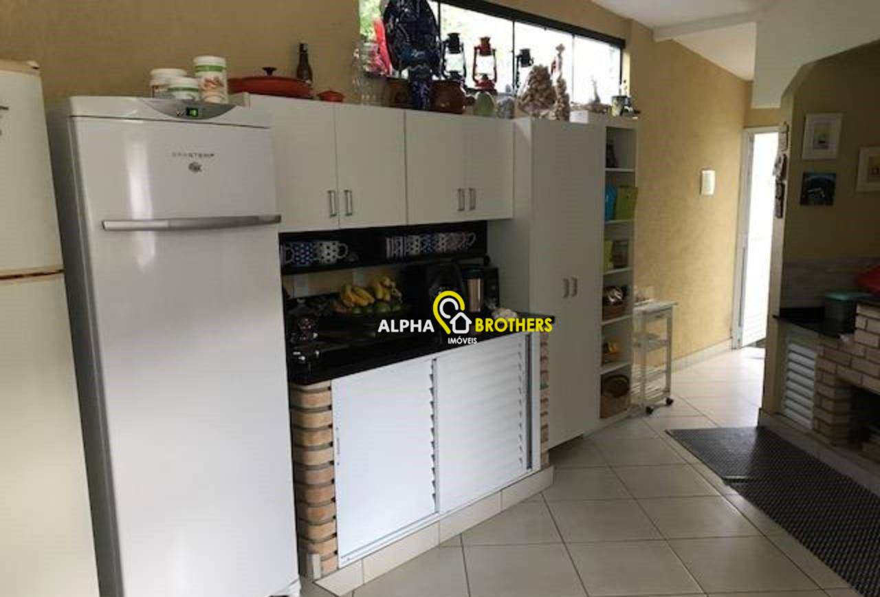 Casa de Condomínio à venda com 5 quartos, 340m² - Foto 13