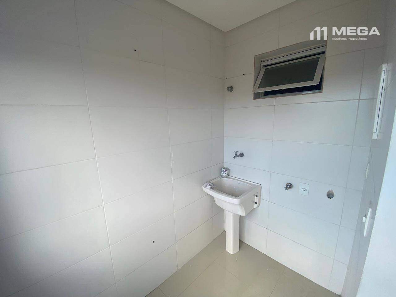 Casa à venda com 4 quartos, 160m² - Foto 9