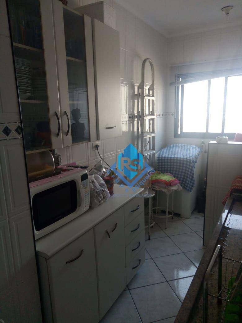 Apartamento à venda com 2 quartos, 75m² - Foto 16