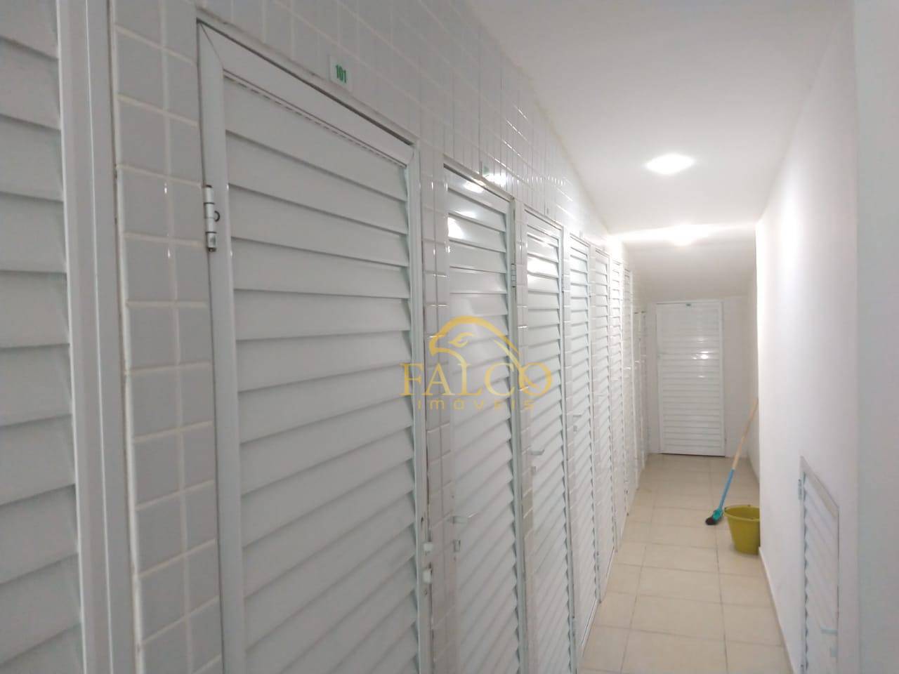 Apartamento à venda com 3 quartos, 128m² - Foto 3