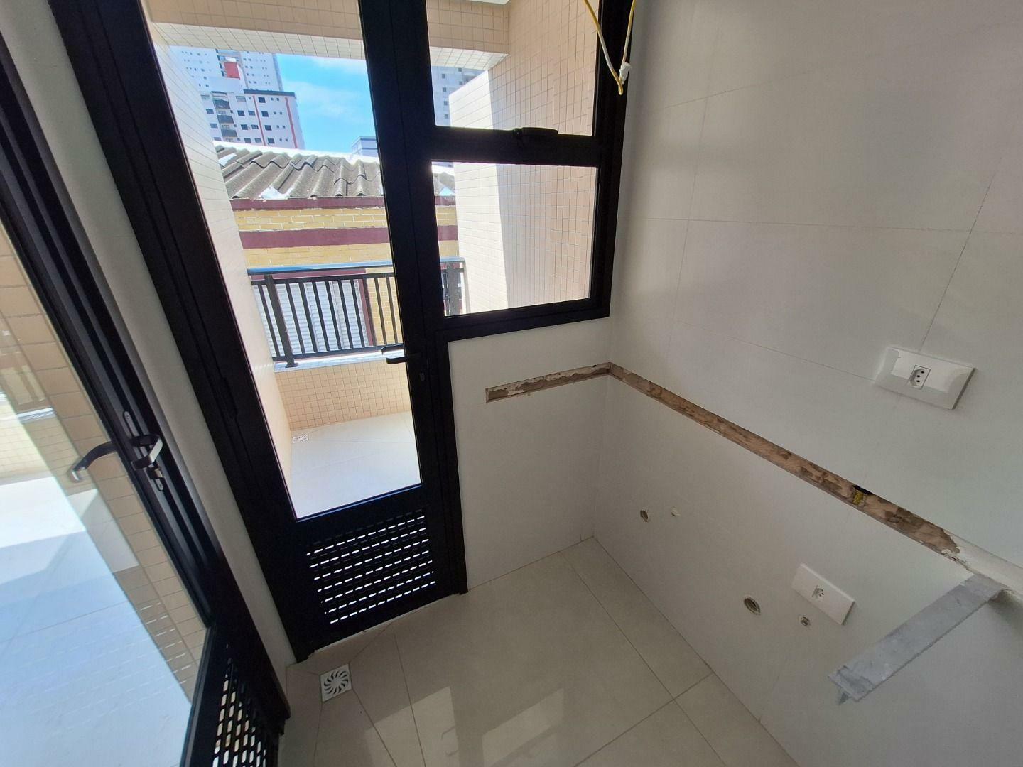 Apartamento à venda com 2 quartos, 72m² - Foto 17