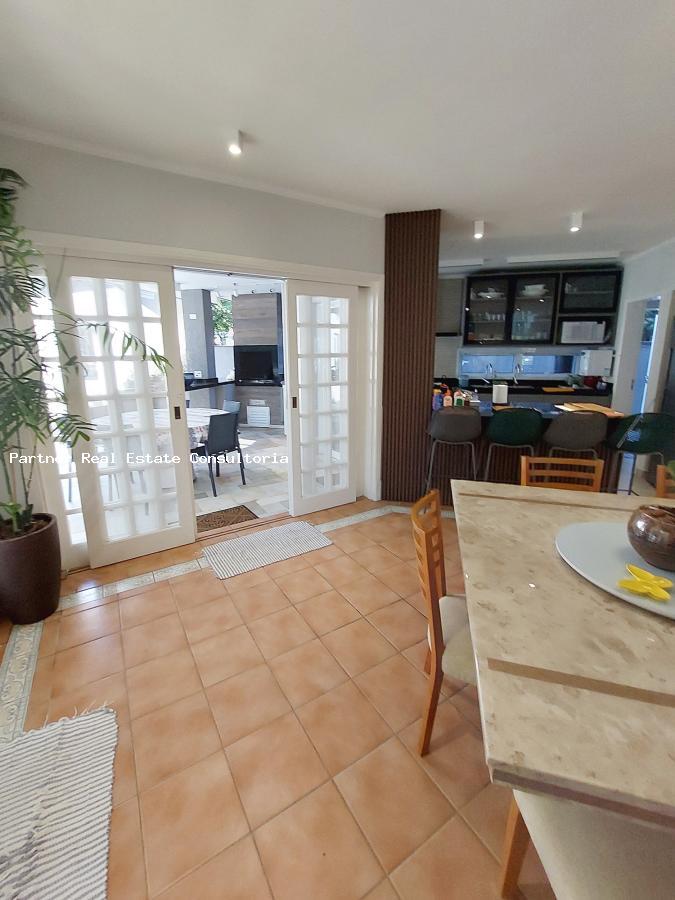 Casa à venda com 4 quartos, 525m² - Foto 8
