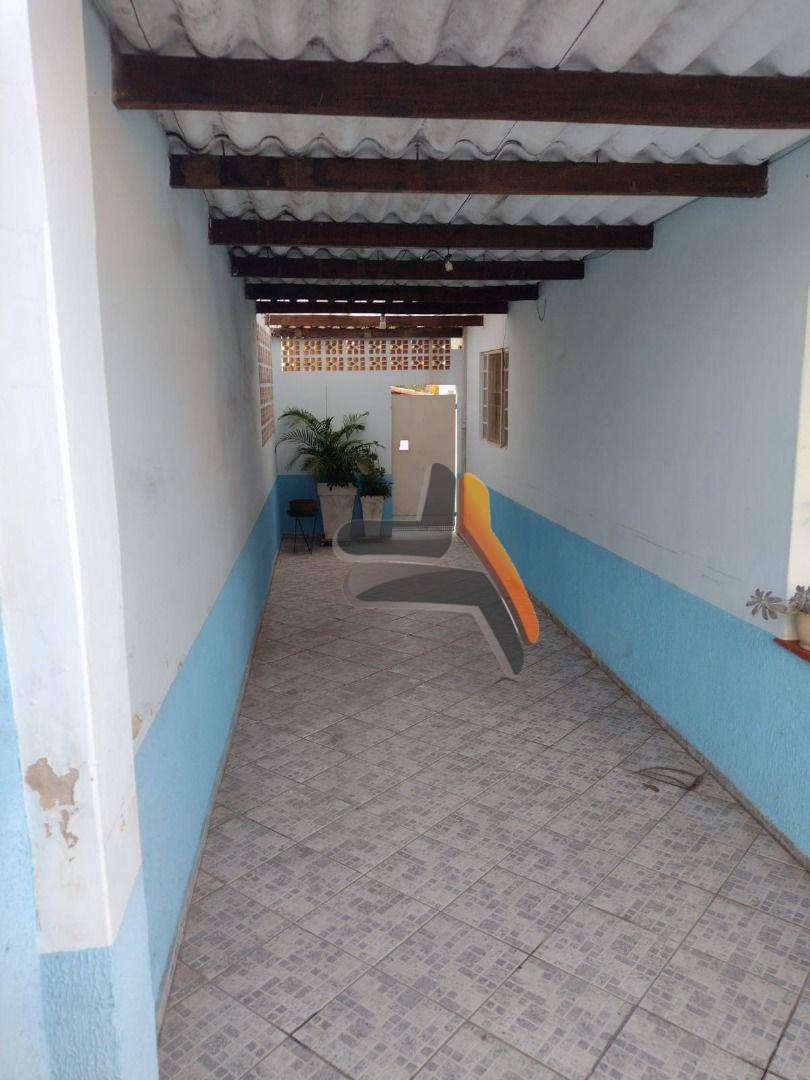 Casa à venda com 2 quartos, 165m² - Foto 14