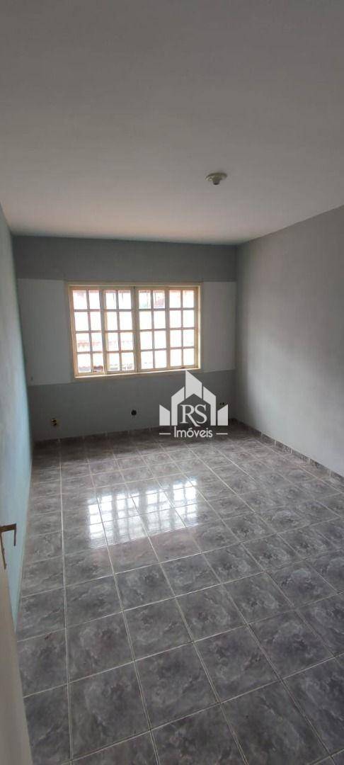 Casa à venda com 3 quartos, 241m² - Foto 12