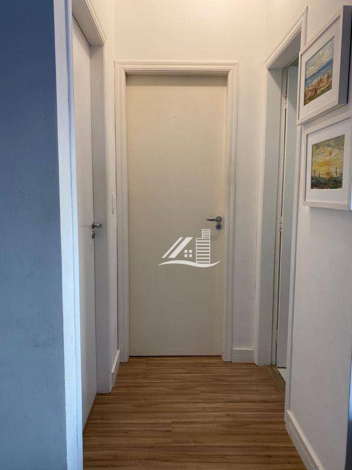 Apartamento à venda com 2 quartos, 70m² - Foto 20