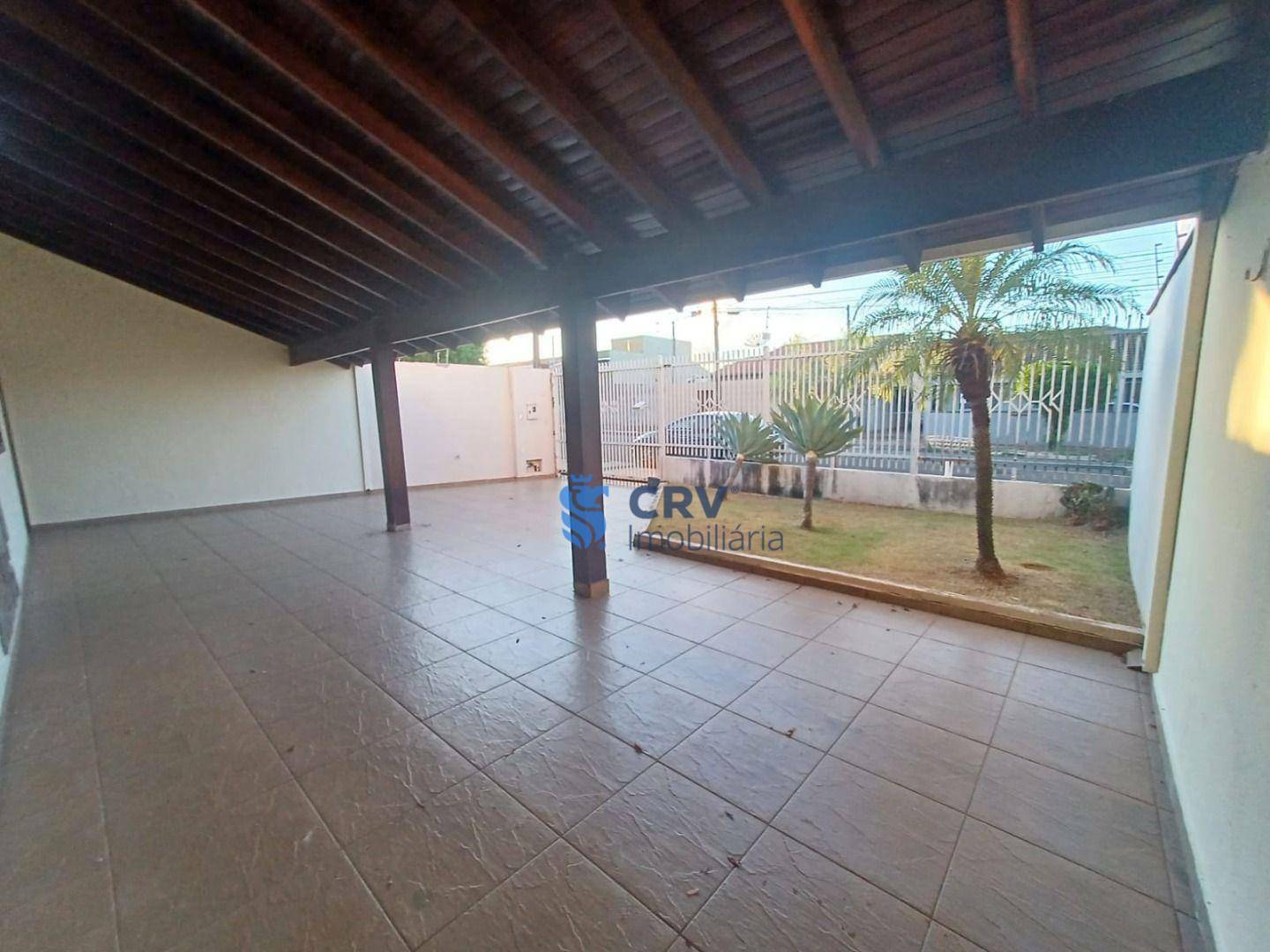 Casa à venda com 3 quartos, 120m² - Foto 3