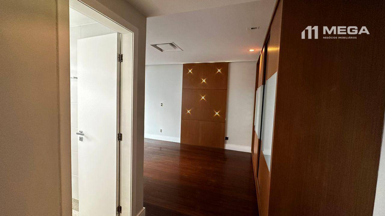 Apartamento à venda com 4 quartos, 270m² - Foto 16