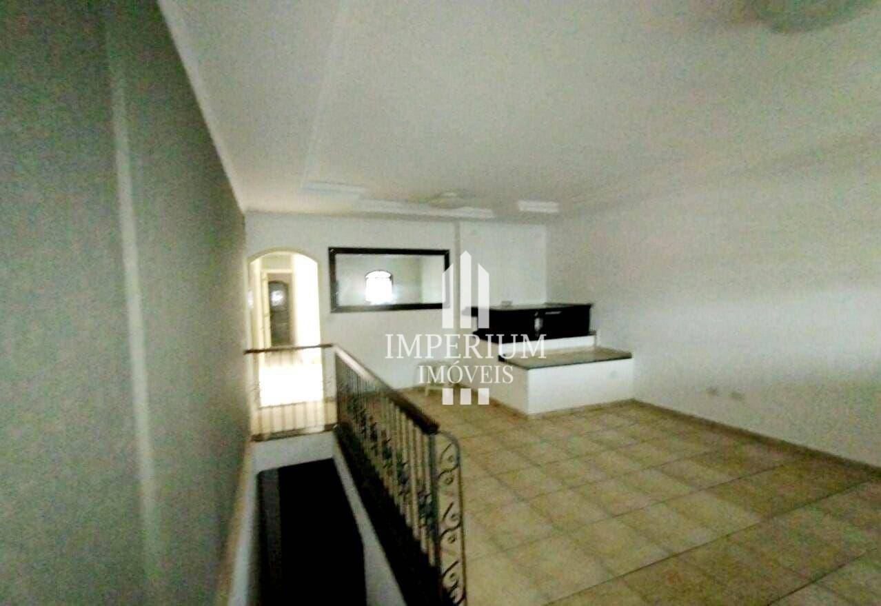 Sobrado à venda e aluguel com 3 quartos, 180m² - Foto 9