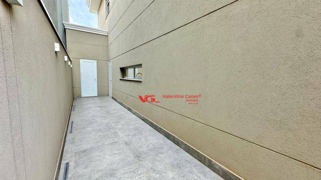 Sobrado à venda com 4 quartos, 271m² - Foto 32