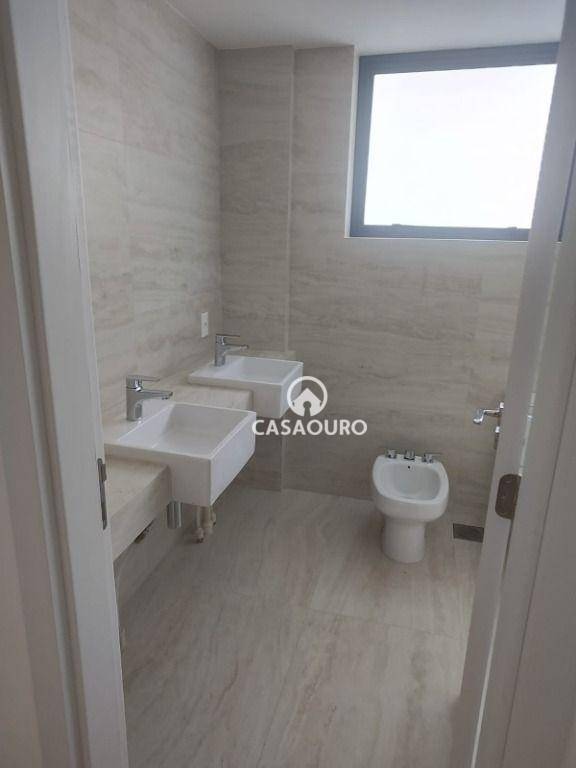 Apartamento à venda com 4 quartos, 225m² - Foto 8