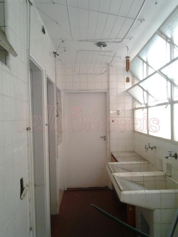 Apartamento para alugar com 3 quartos, 200m² - Foto 11