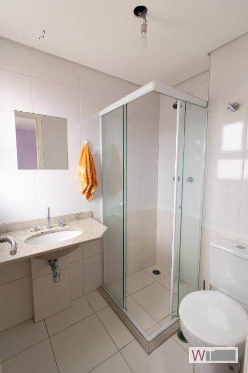 Apartamento para alugar com 3 quartos, 110m² - Foto 11