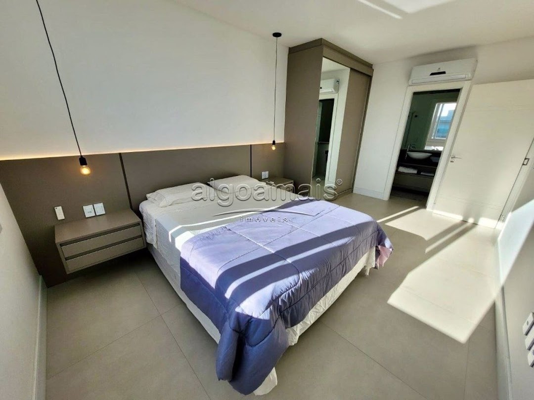 Casa de Condomínio à venda com 5 quartos, 301m² - Foto 34