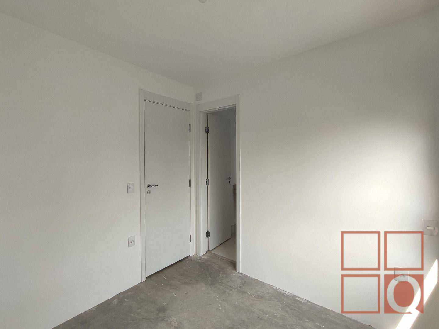 Apartamento à venda com 4 quartos, 157m² - Foto 27