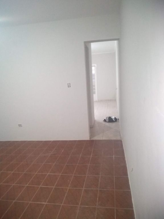 Sobrado à venda com 5 quartos, 200m² - Foto 14