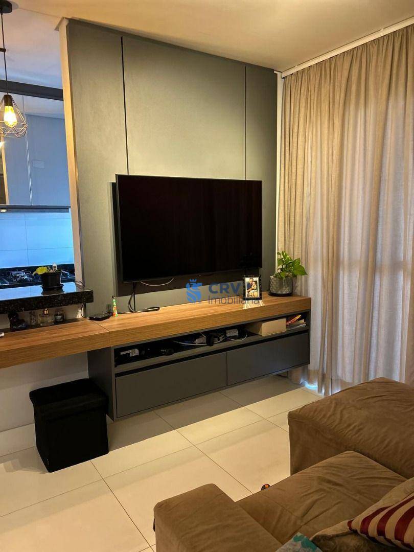 Apartamento à venda com 2 quartos, 75m² - Foto 2