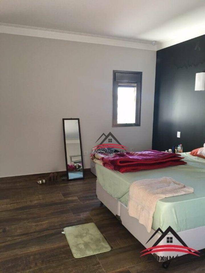 Casa à venda com 3 quartos, 314m² - Foto 24