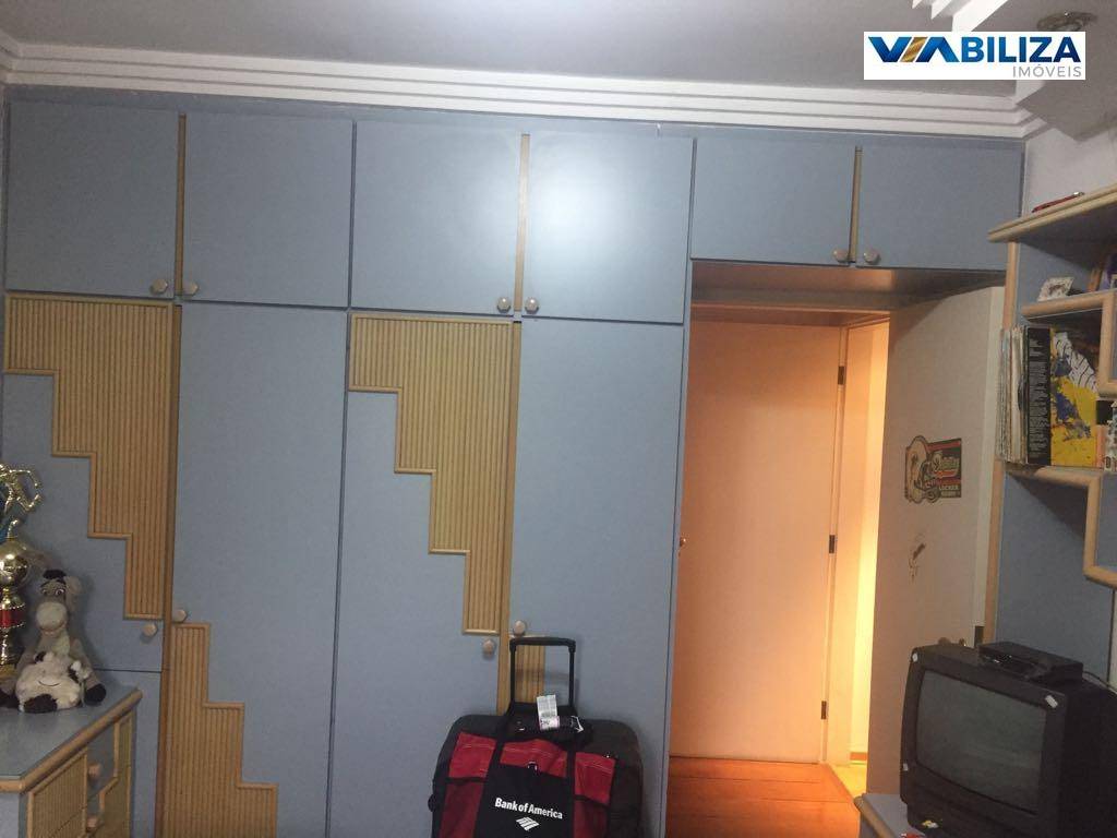 Apartamento à venda com 4 quartos, 198m² - Foto 9