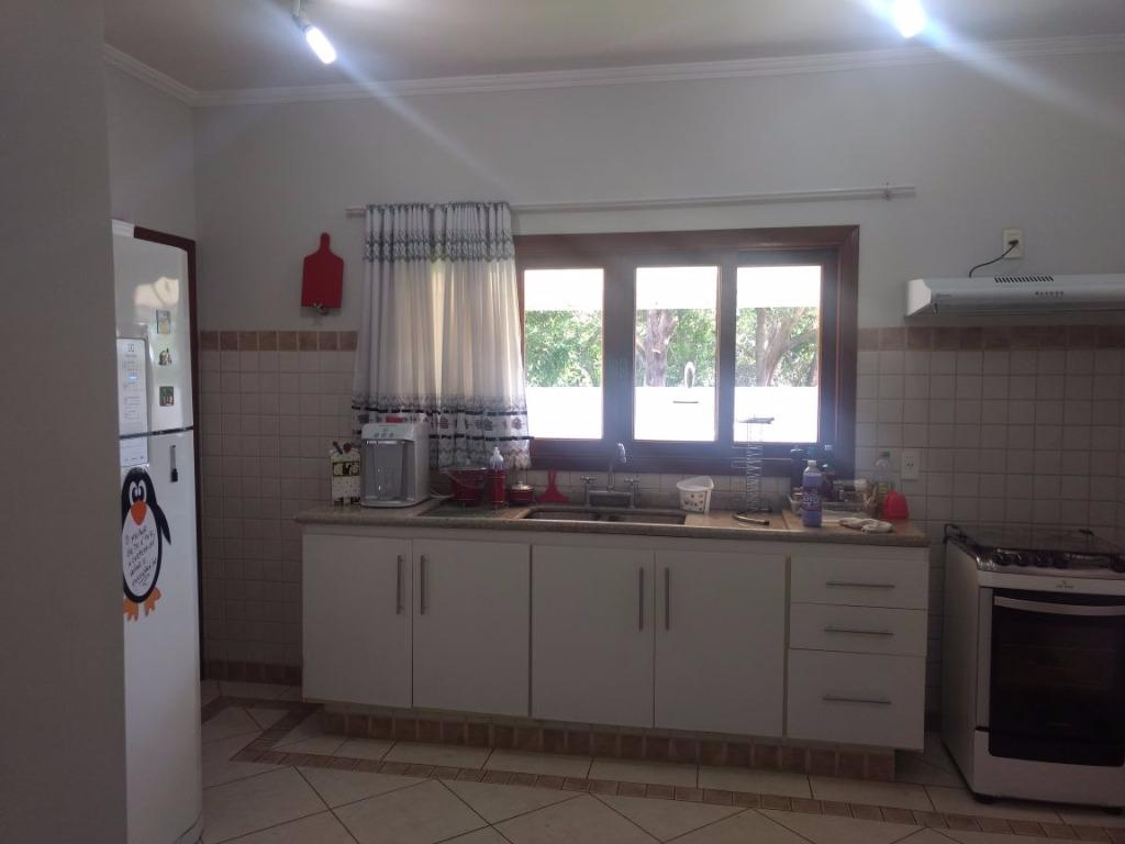 Casa à venda com 4 quartos, 349m² - Foto 5