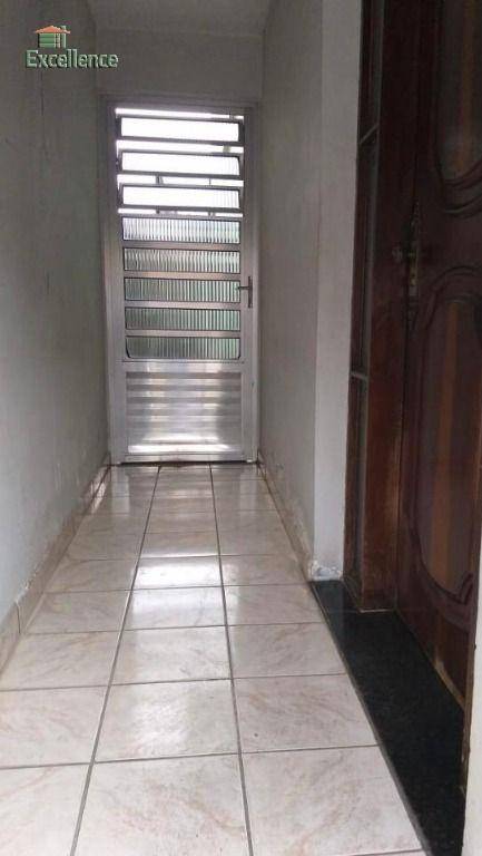 Sobrado à venda com 3 quartos, 215m² - Foto 3