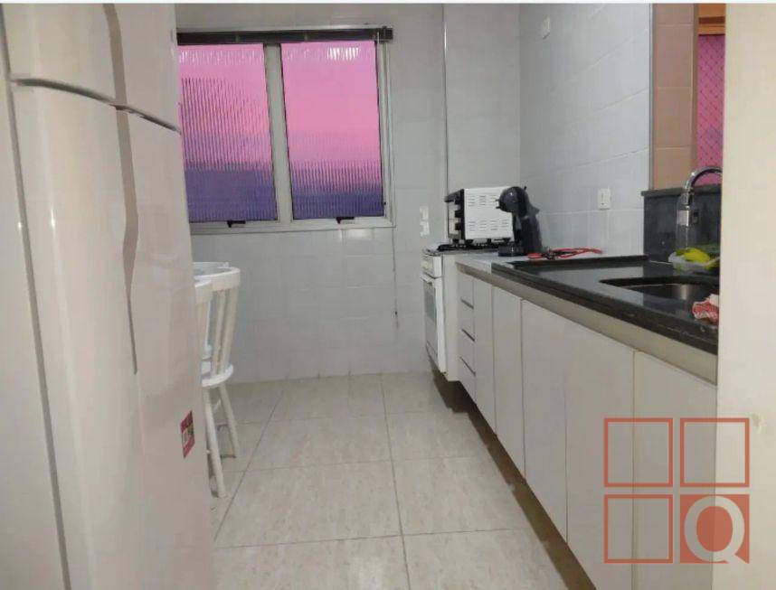 Apartamento à venda com 1 quarto, 45m² - Foto 3