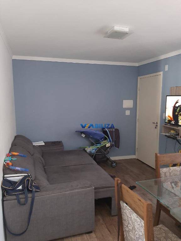 Apartamento à venda com 2 quartos, 40m² - Foto 8