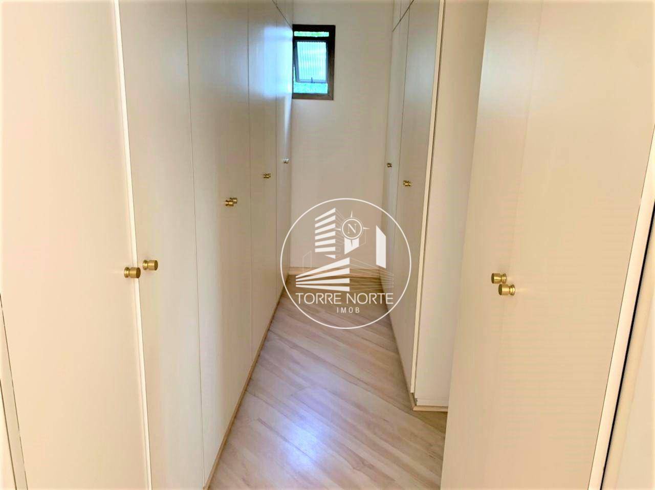 Apartamento à venda com 4 quartos, 267m² - Foto 18