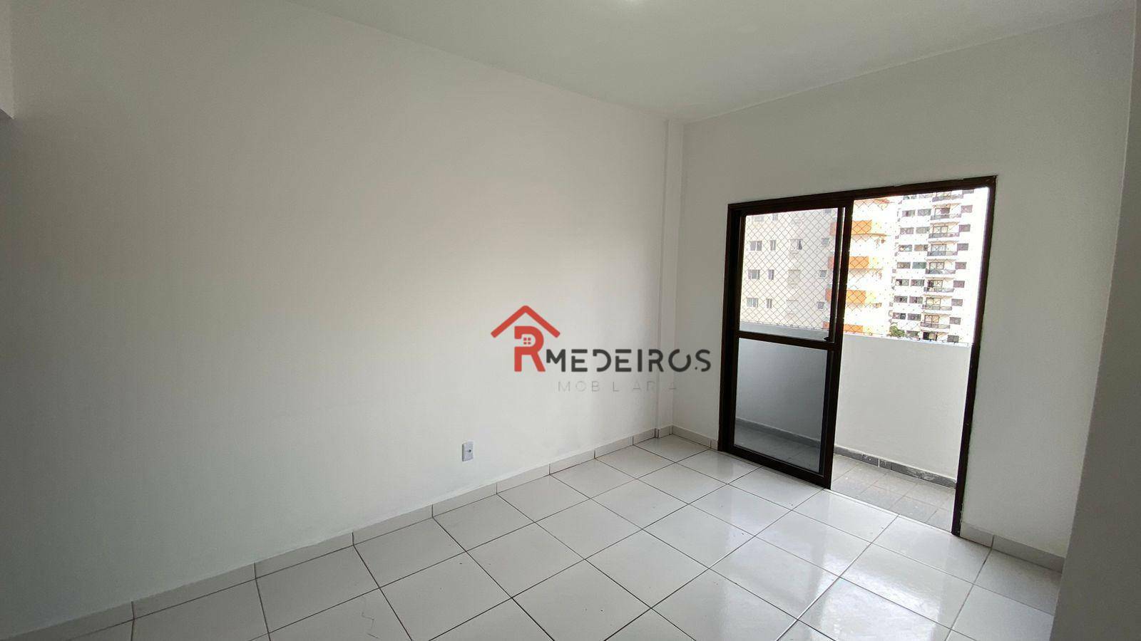 Apartamento à venda com 1 quarto, 45m² - Foto 3