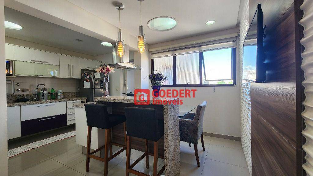 Apartamento para alugar com 3 quartos, 168m² - Foto 13