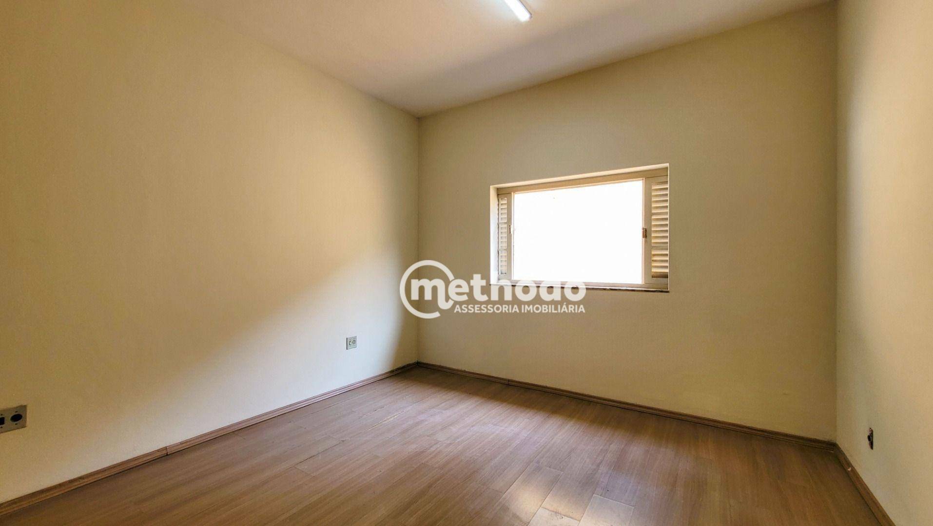 Casa para alugar com 3 quartos, 206m² - Foto 9