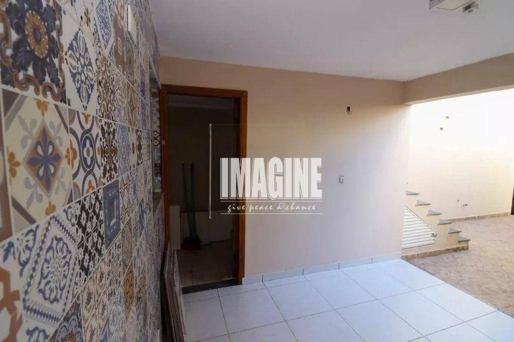 Sobrado à venda com 3 quartos, 350m² - Foto 14