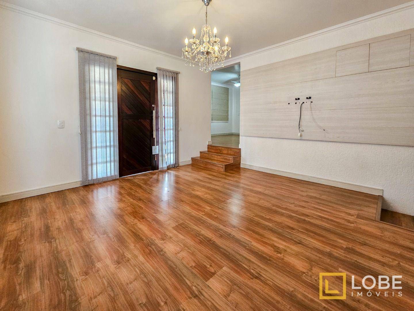 Casa à venda com 3 quartos, 300m² - Foto 11