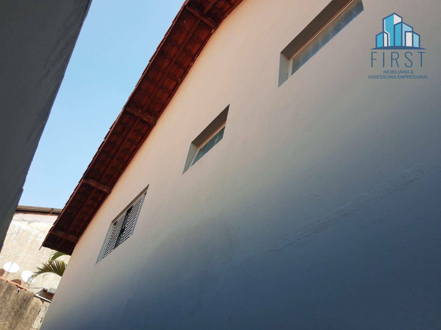 Casa à venda com 3 quartos, 164m² - Foto 5