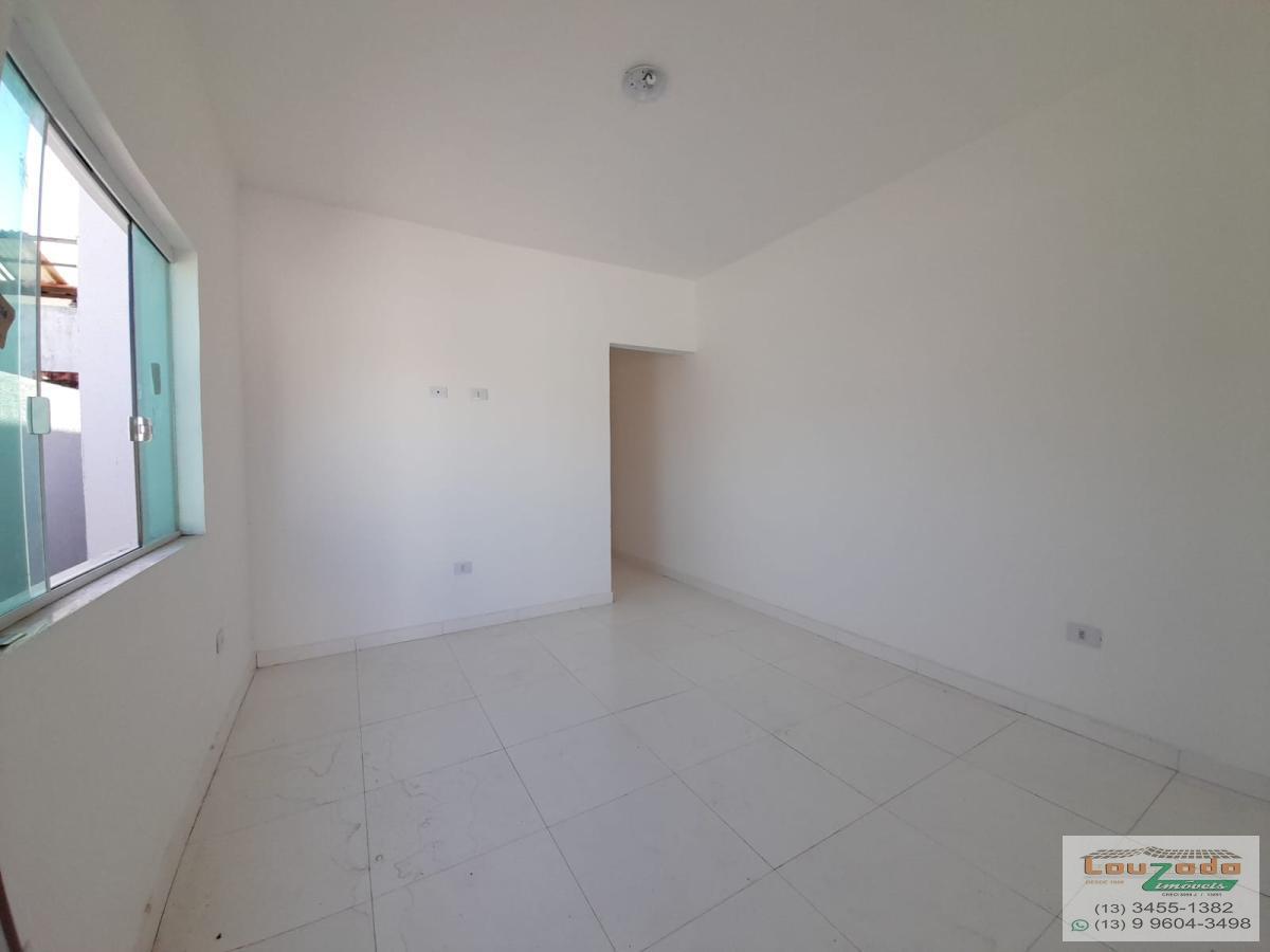 Casa à venda com 2 quartos, 125m² - Foto 3