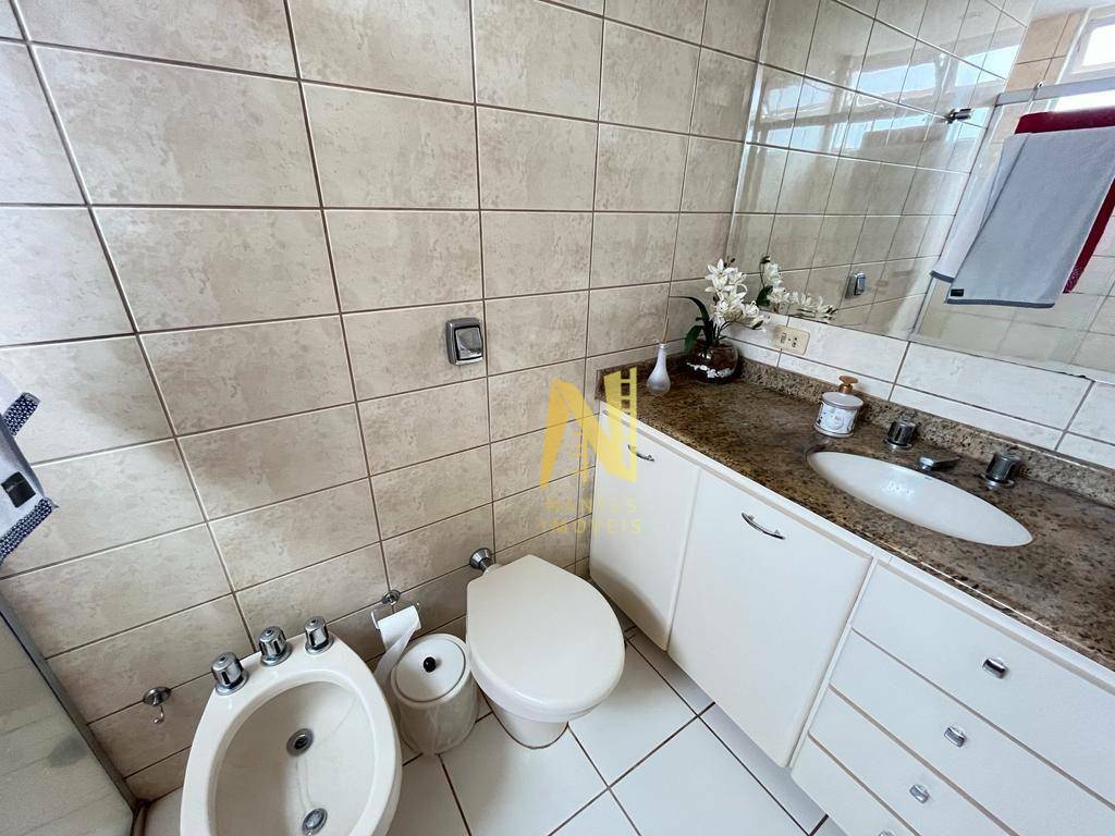 Apartamento à venda com 3 quartos, 119m² - Foto 12