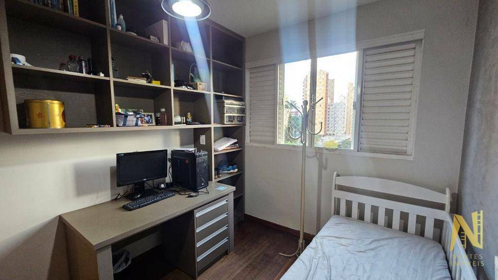 Apartamento à venda com 3 quartos, 94m² - Foto 8