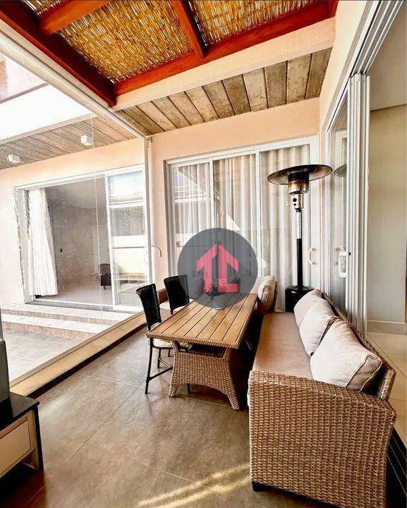 Casa de Condomínio à venda com 3 quartos, 315m² - Foto 16