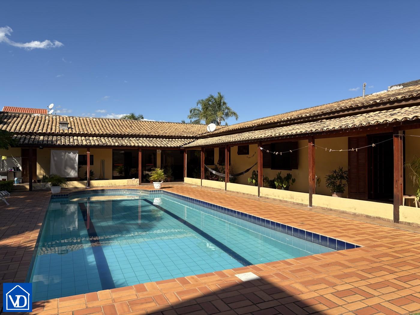 Chácara à venda com 2 quartos, 233m² - Foto 10