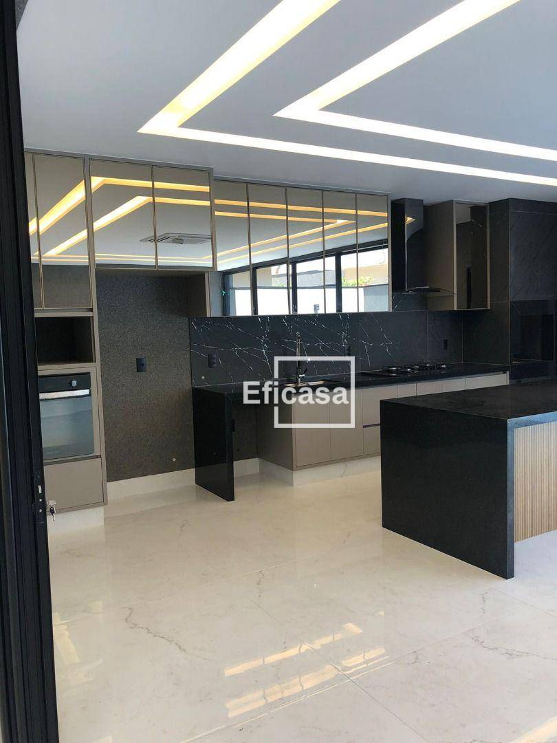 Casa de Condomínio à venda com 4 quartos, 295m² - Foto 14