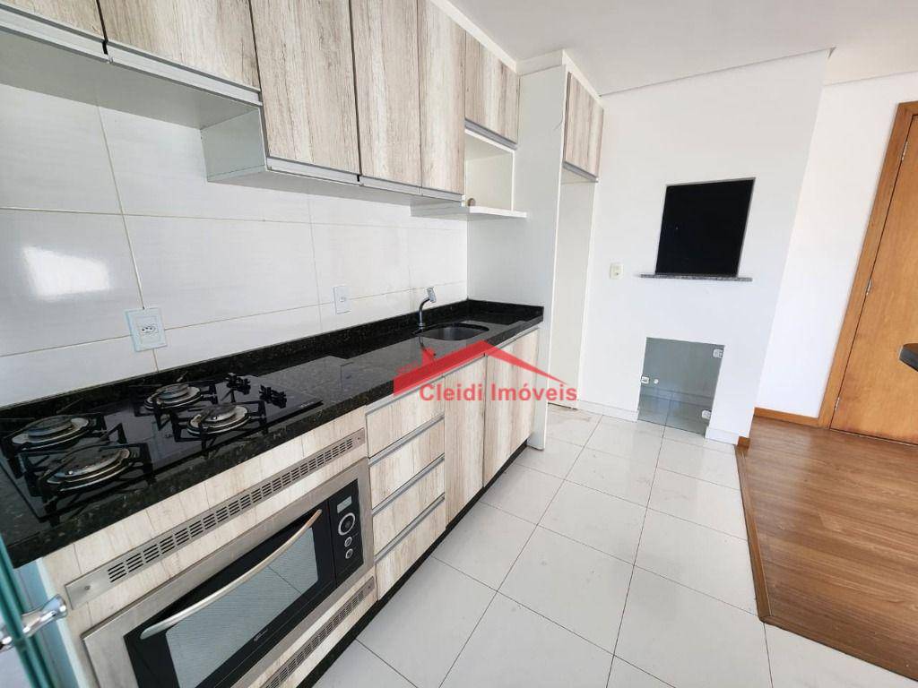 Apartamento para alugar com 2 quartos, 63m² - Foto 5