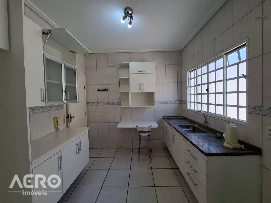 Casa, 3 quartos, 100 m² - Foto 2